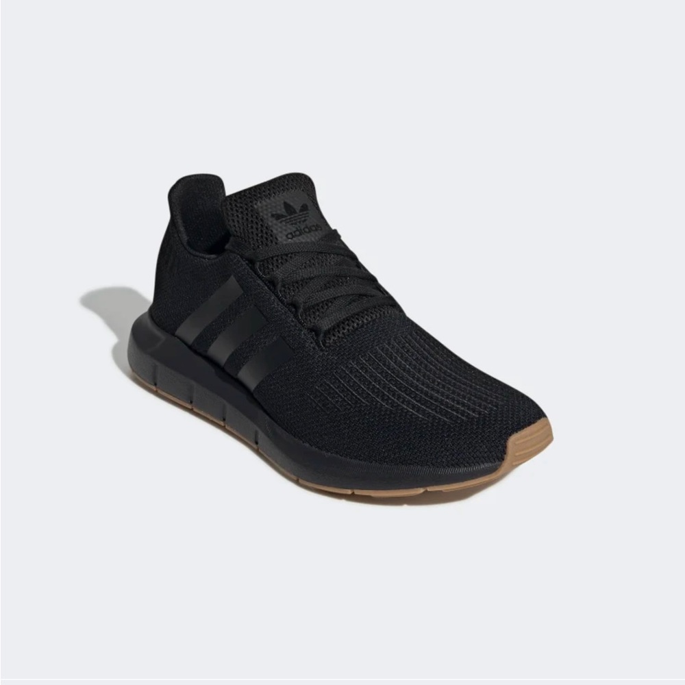 Adidas Swift Run Originals, size 12
